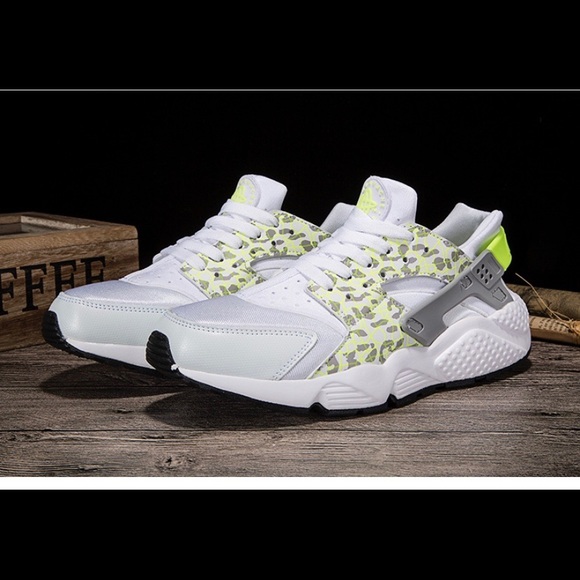 nike air huarache green